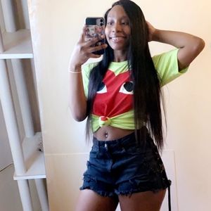 Meet your Posher, Elisha